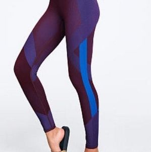 Victoria's Secret PINK Cool & Comfy (L)